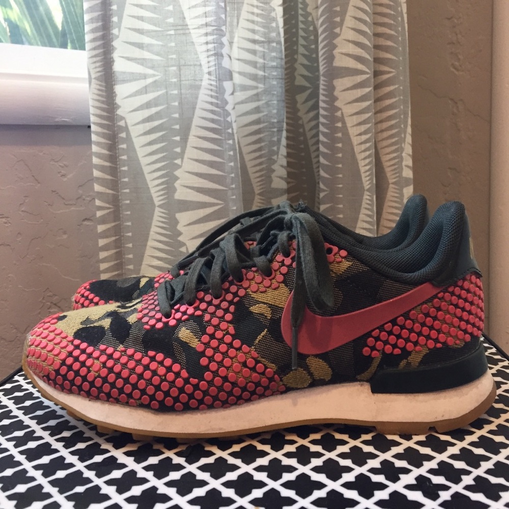 Women’s Nike Internationalist Sneaker